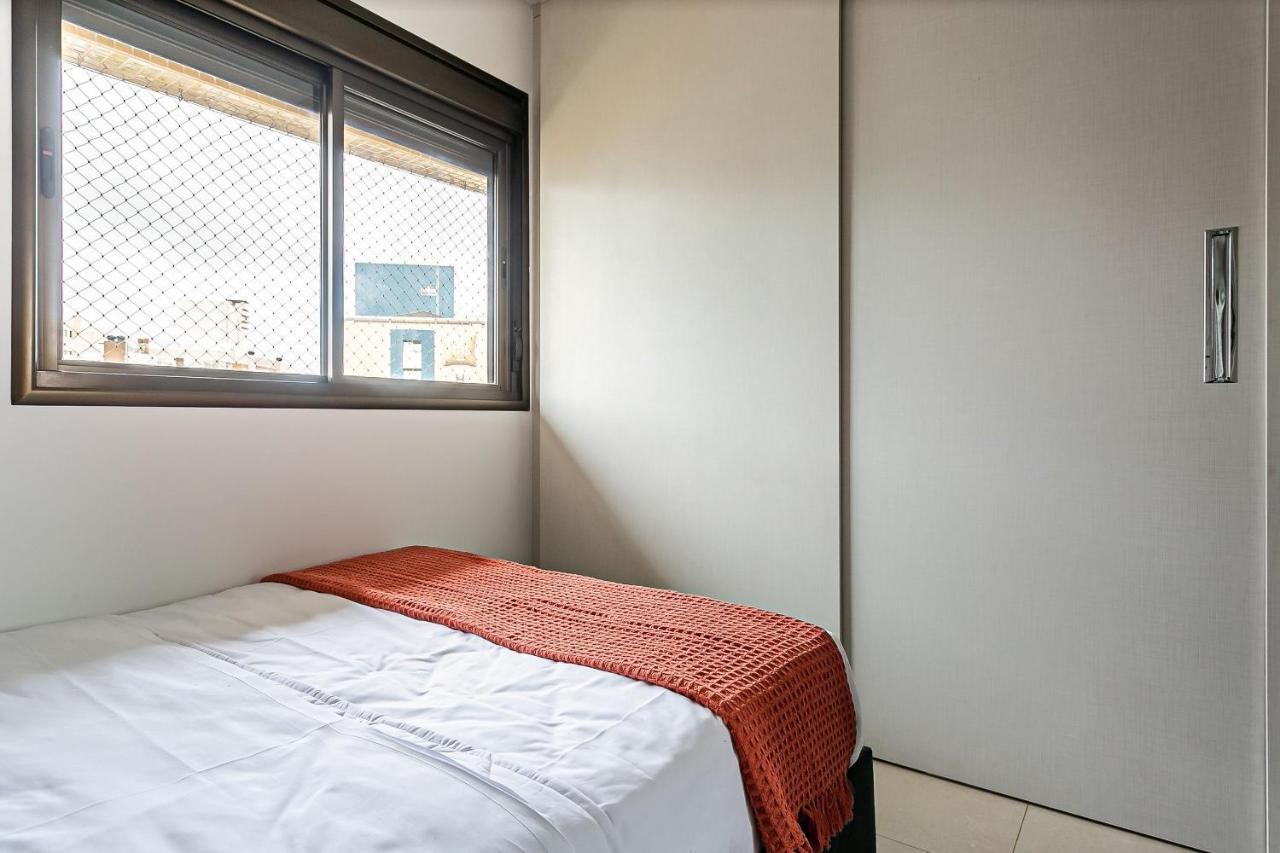 Ap 2 Quartos Próximo A Ponte Hercílio Luz Em Condomínio Com Piscina - Centro Apartamento