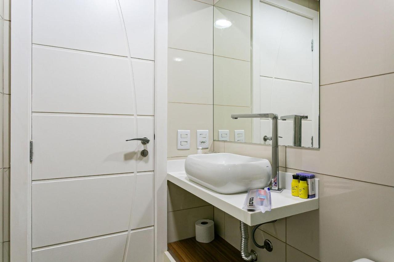 Apartamento Ap 2 Quartos Próximo A Ponte Hercílio Luz Em Condomínio Com Piscina - Centro *